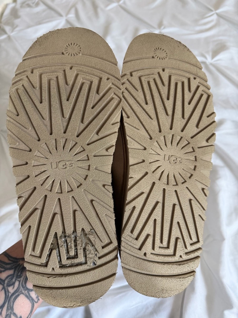 UGG platform slip ons - Picture 5 of 8